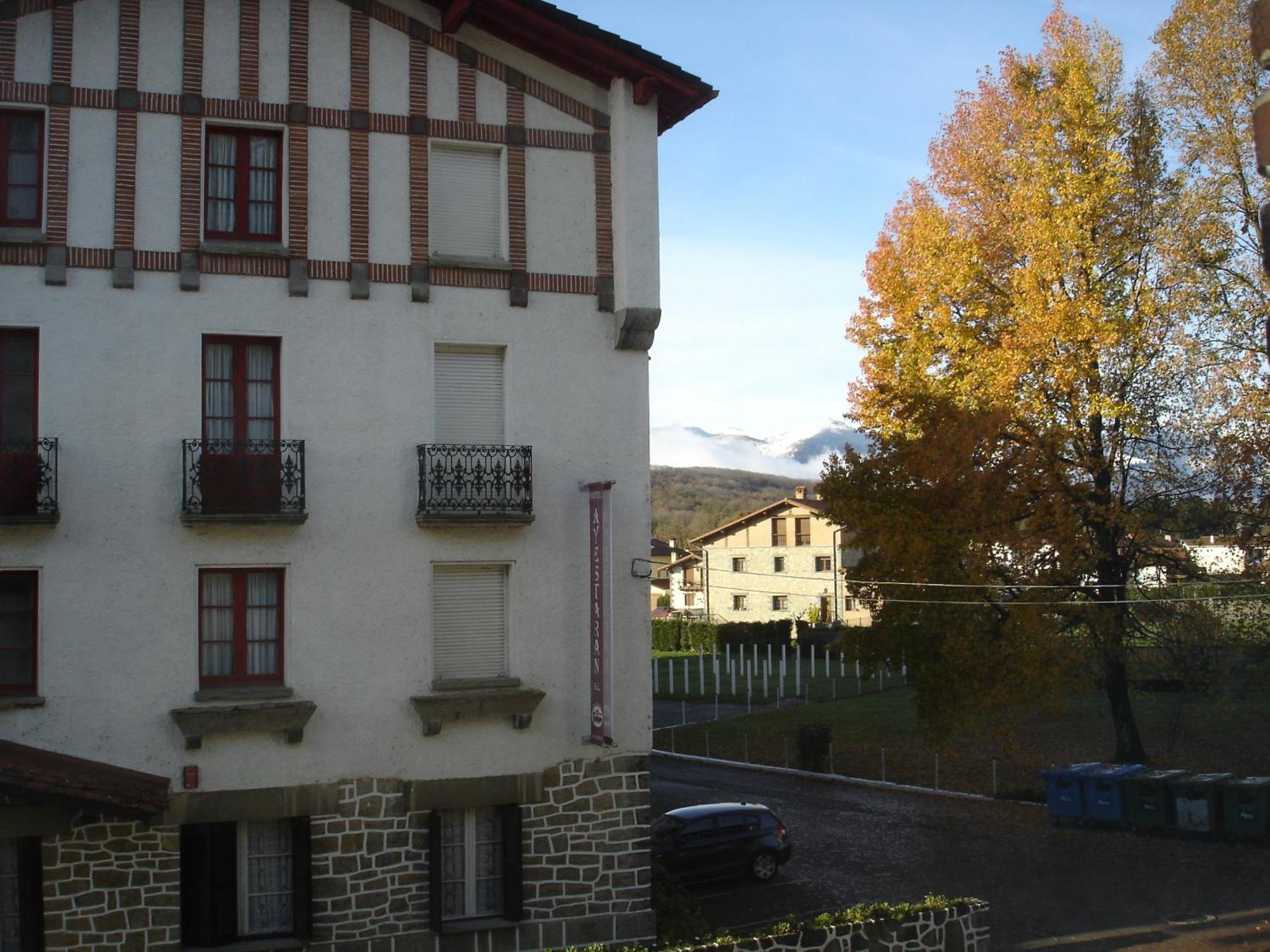 Hostal Ayestaran II Lekunberri Dış mekan fotoğraf