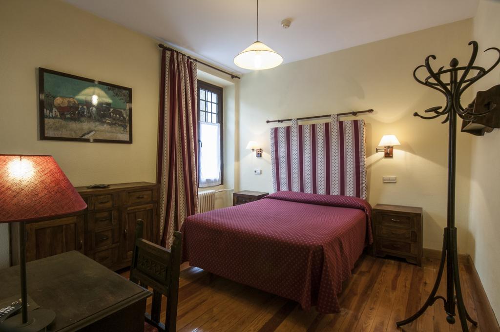 Hostal Ayestaran II Lekunberri Dış mekan fotoğraf