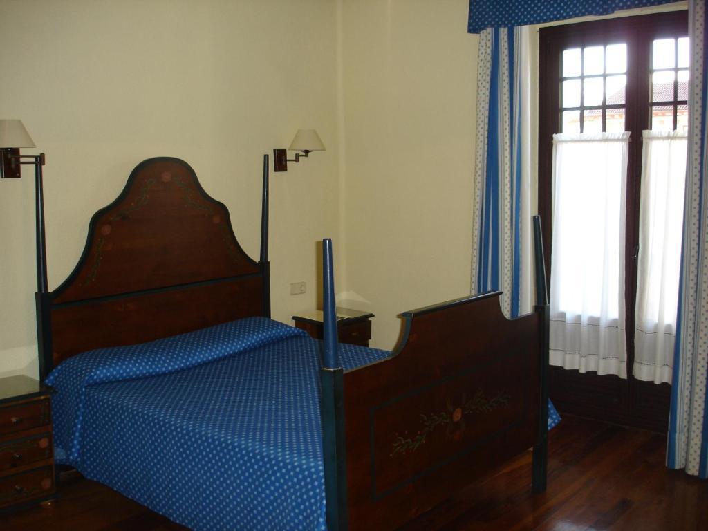 Hostal Ayestaran II Lekunberri Oda fotoğraf