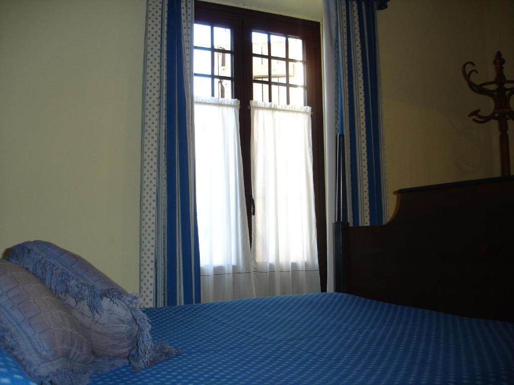 Hostal Ayestaran II Lekunberri Oda fotoğraf